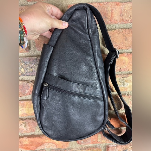 Black Healthy Back Bag - Picture 3 of 5